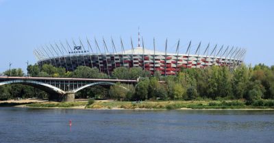 W poniedziałek mecz na Stadionie Narodowym, utrudnienia na Saskiej Kępie